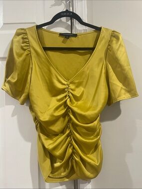 Marc New York- Andrew Marc- Ruched Satin V-Neck Blouse in Chartreuse Size Small